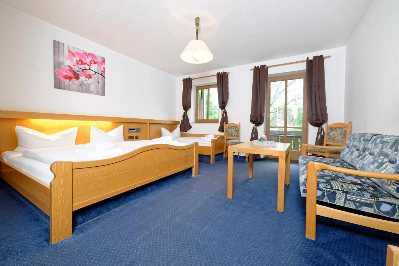 *** Hotel Gaestehaus Unt' Am See Bernau am Chiemsee Germany