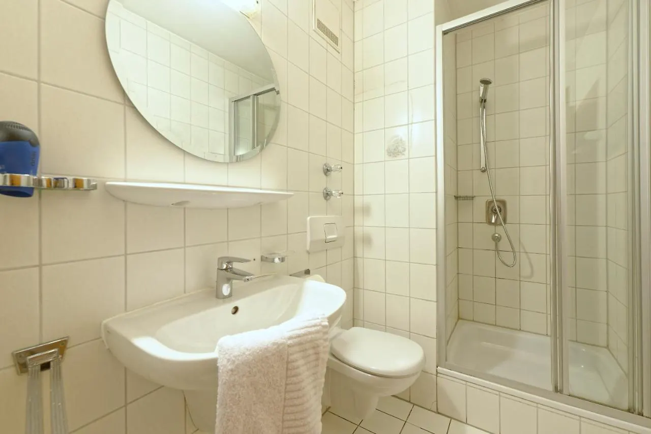 Gaestehaus Unt' Am See Bernau am Chiemsee Hotel